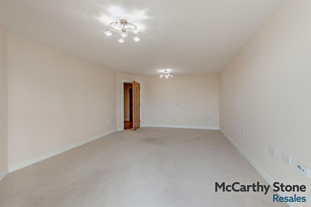Additional image 7 of 1 bed flat for saleFreeman House, Keepers Close, Canterbury CT1