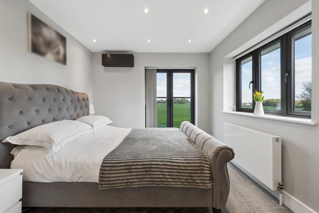 Additional image 9 of 5 bed detached house for saleSunnymede Avenue, Chesham HP5