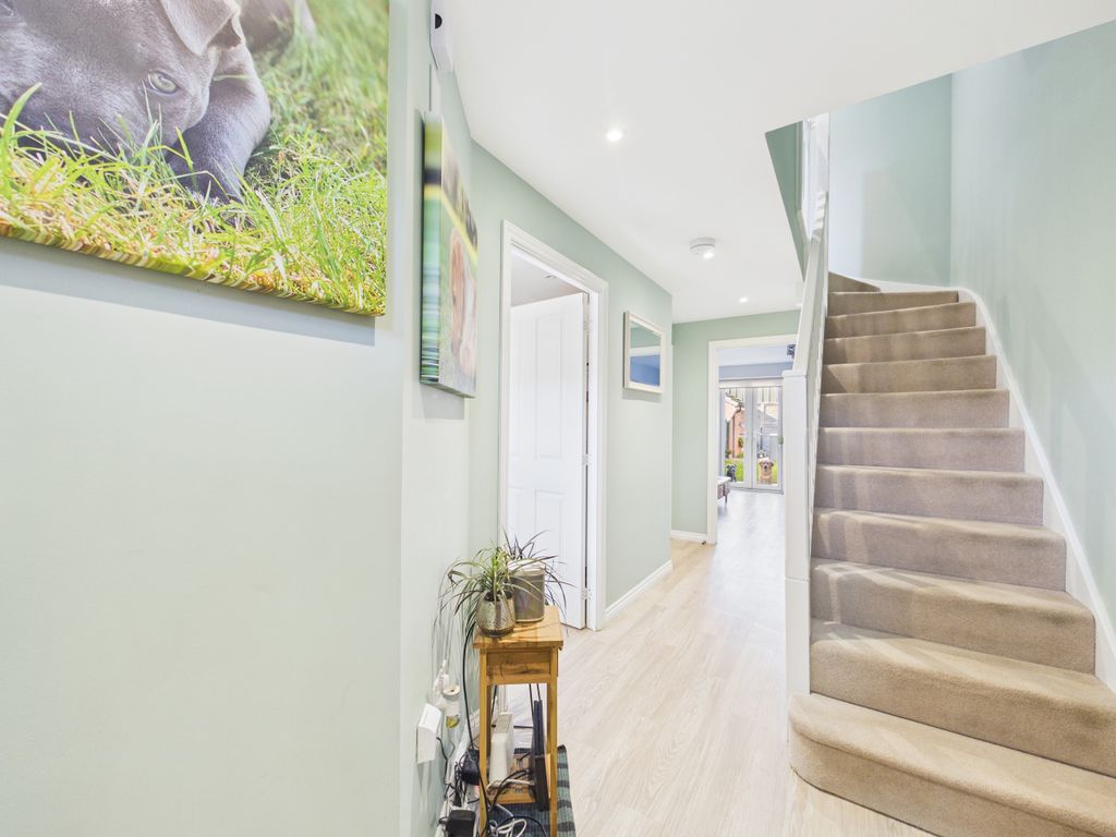 Additional image 8 of 3 bed town house for saleRed Kite Road, Chinnor, Oxfordshire OX39