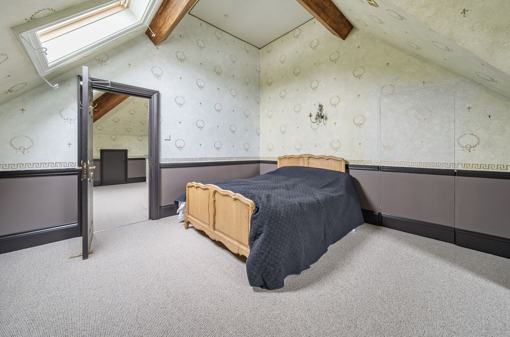 Additional image 18 of 8 bed detached house for saleMaywood Drive, Camberley, Surrey GU15