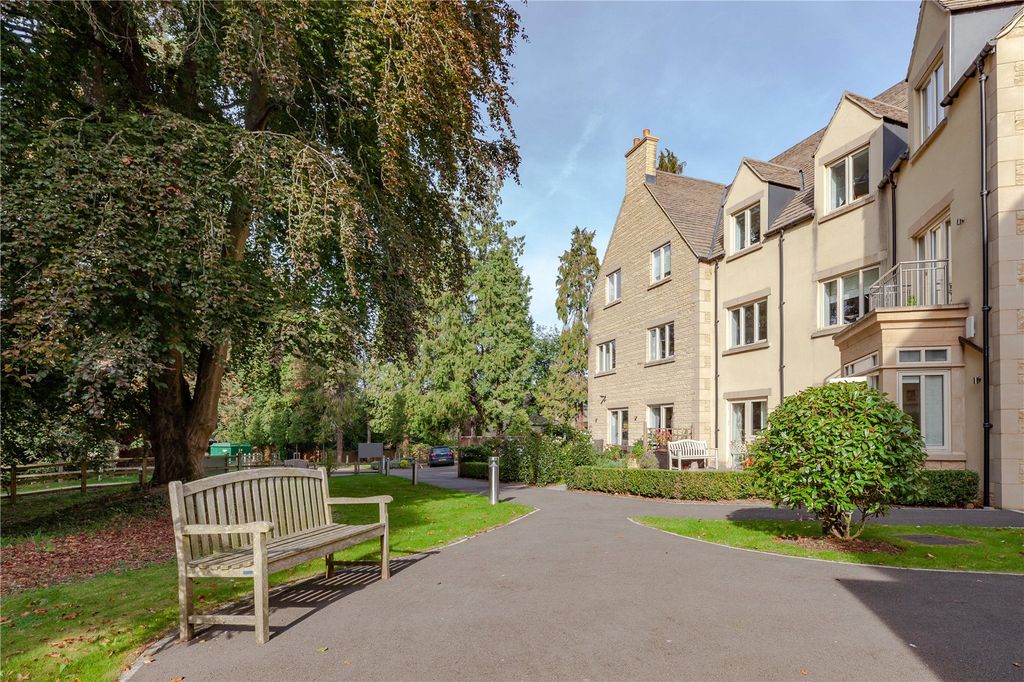 Additional image 20 of 2 bed flat for saleStratton Place, Stratton, Cirencester, Gloucestershire GL7