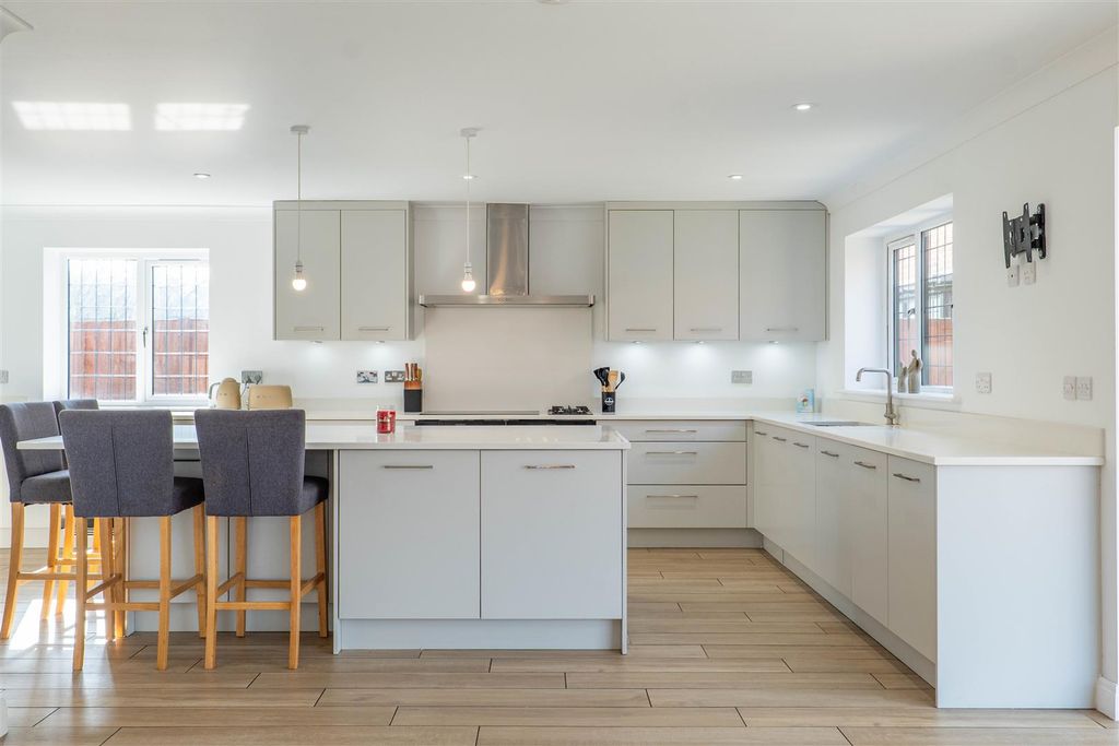 Additional image 14 of 7 bed detached house for saleChapel Fold, Whittle-Le-Woods, Chorley PR6