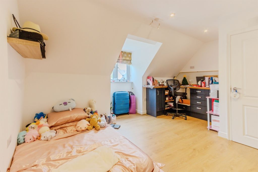 Additional image 12 of 4 bed penthouse for saleGreat Stour Mews, Canterbury CT1