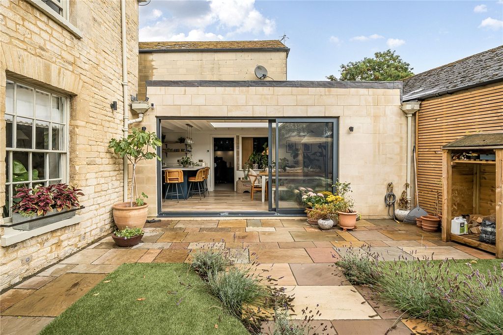 Additional image 15 of 4 bed link detached house for saleCoxwell Street, Cirencester, Gloucestershire GL7