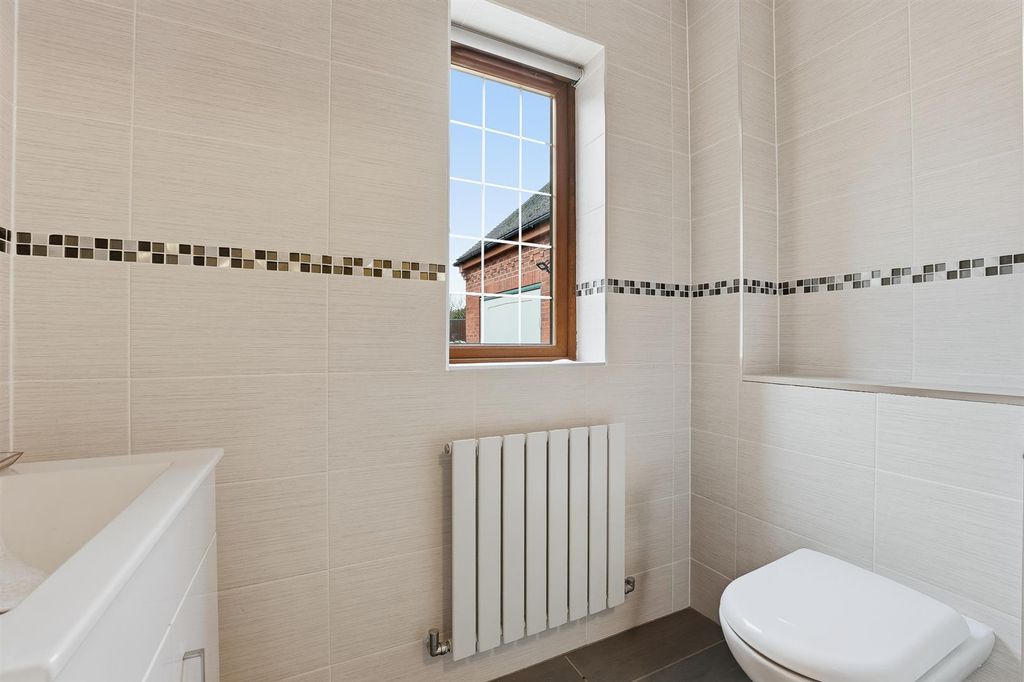 Additional image 15 of 6 bed detached house for saleRye Flatt Lane, Chesterfield S40
