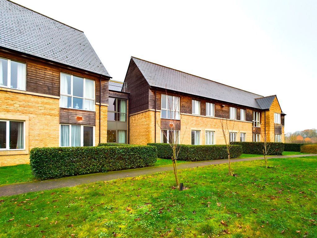 Additional image 9 of 2 bed flat for saleFlat, The Paddocks, Shipton Road, Milton-Under-Wychwood, Chipping Norton OX7