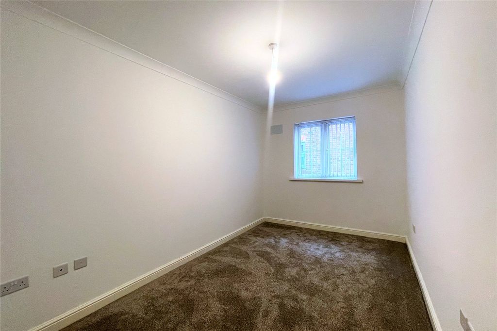 Additional image 7 of 2 bed flat for saleLondon Road, Camberley, Surrey GU15