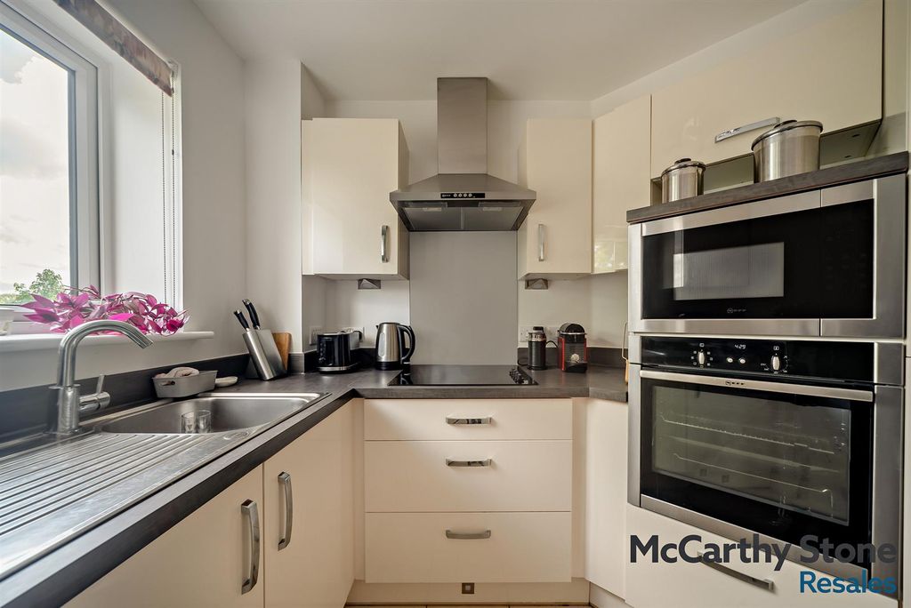 Additional image 19 of 1 bed flat for saleFreeman House, Keepers Close, Canterbury CT1