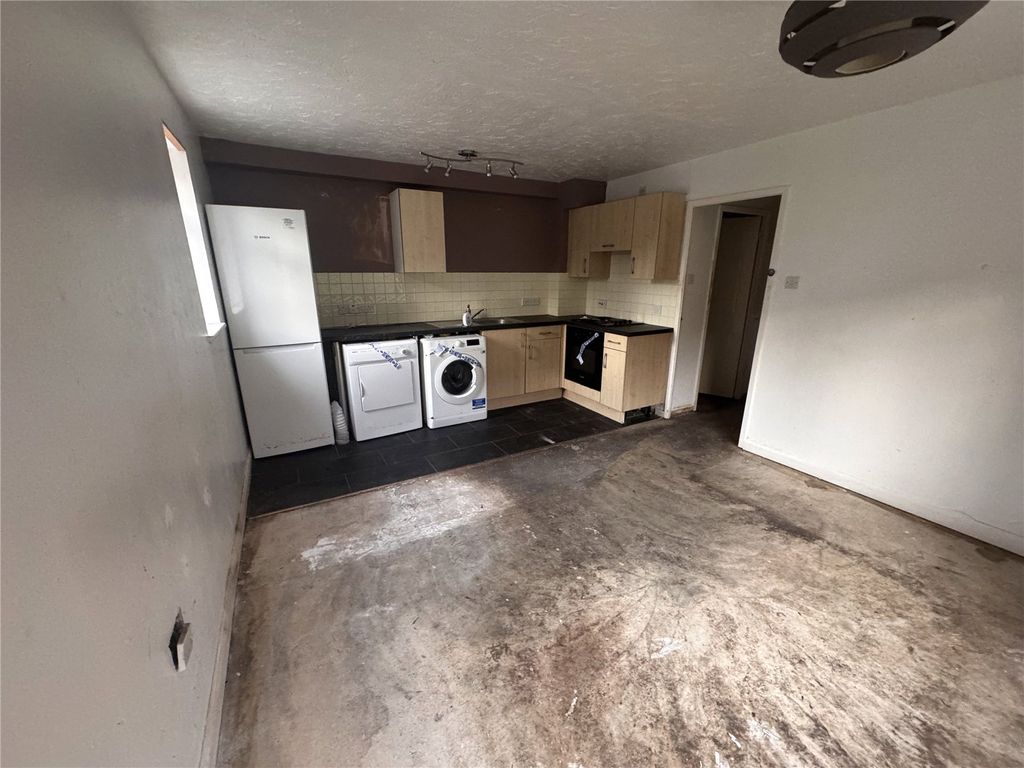 Additional image 2 of 1 bed flat for saleSt. Philips Drive, Evesham, Worcestershire WR11