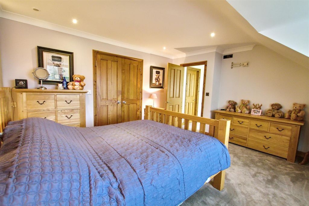 Additional image 27 of 4 bed detached bungalow for saleGwbert Road, Cardigan SA43