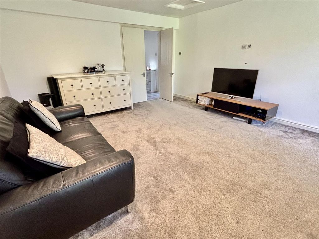 Additional image 10 of 2 bed flat for saleRaleigh Way, Frimley, Camberley GU16