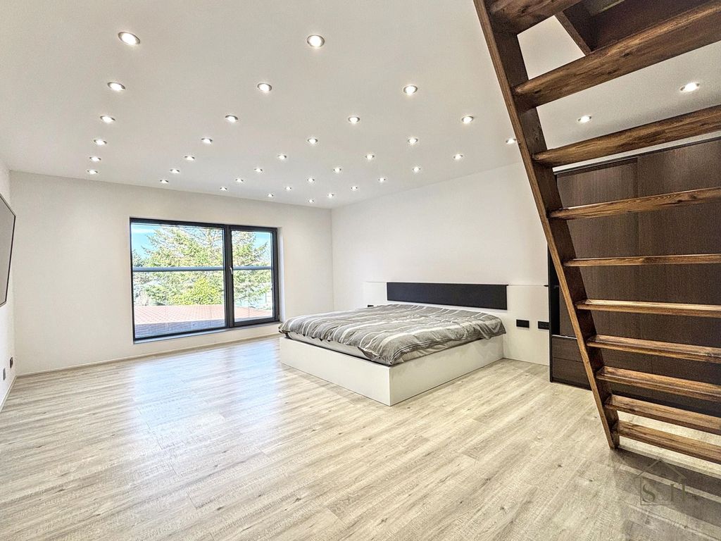 Additional image 20 of 6 bed detached house for saleLittlebourne Road, Canterbury CT3