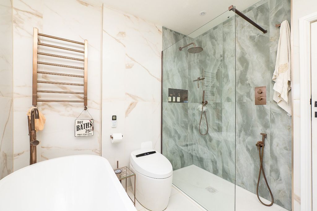 Additional image 20 of 7 bed detached house for saleVincent Avenue, Carshalton SM5