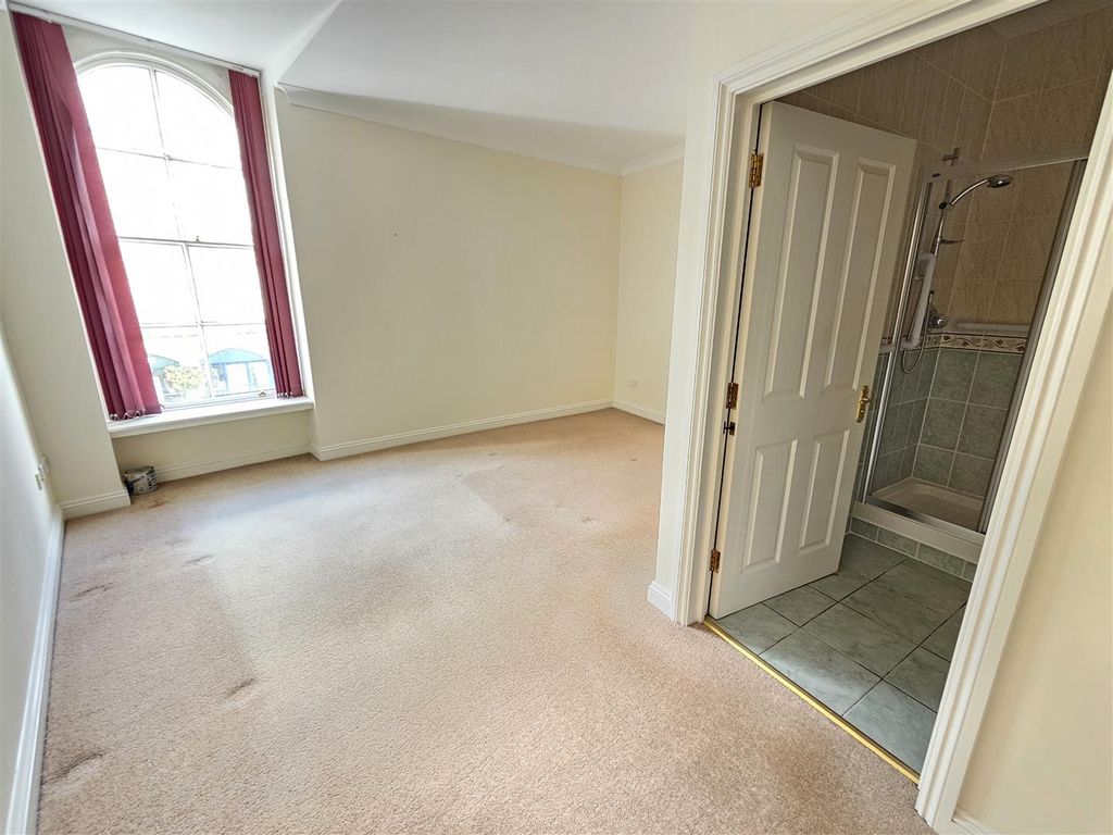 Additional image 5 of 2 bed flat for saleNewmarket Court, Tavistock PL19
