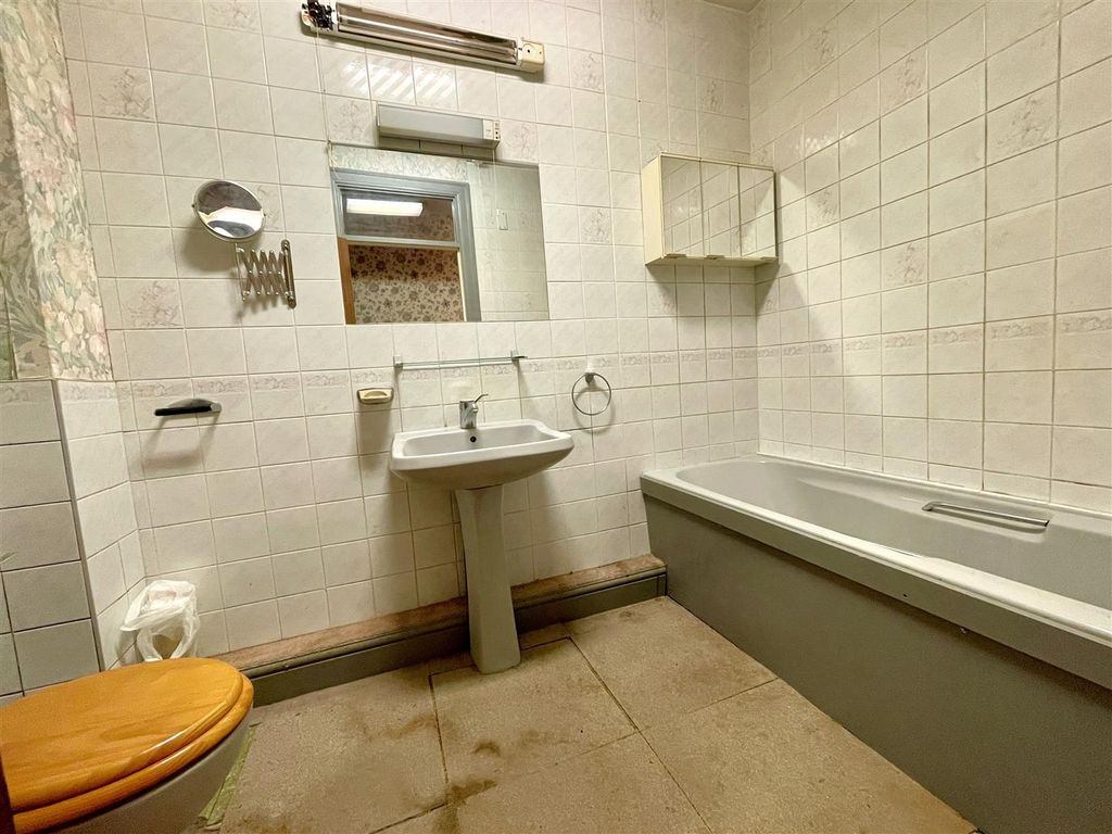 Additional image 5 of 1 bed flat for saleAston Ingham, Ross-On-Wye HR9