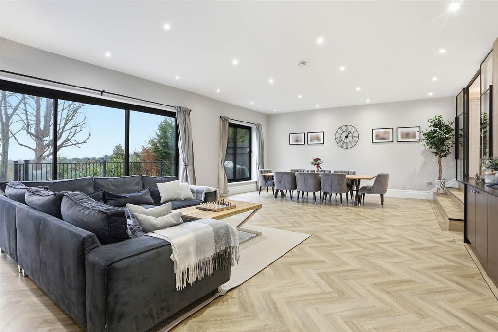 Additional image 2 of 7 bed detached house for saleWest Way, Carshalton SM5