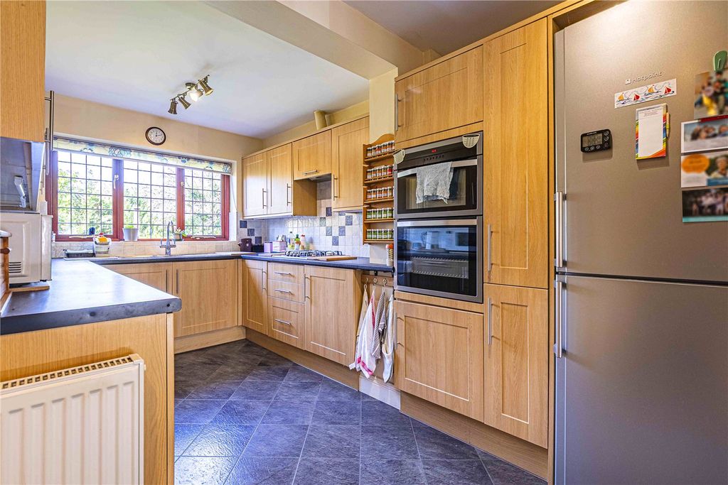 Additional image 19 of 4 bed end terrace house for saleBelle Vue Lane, Bushey Heath, Bushey, Hertfordshire WD23