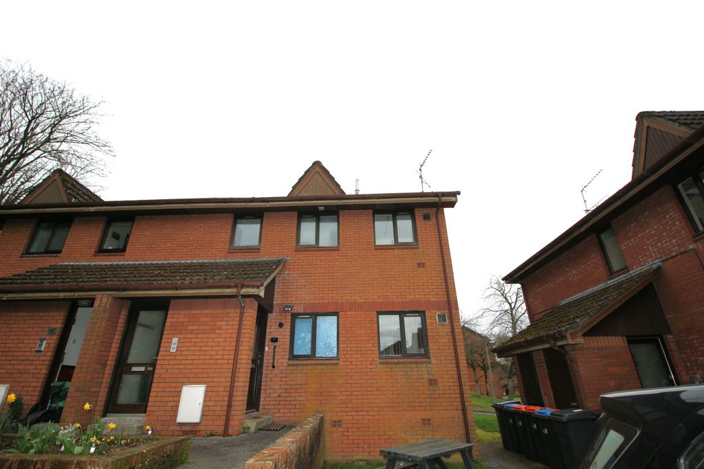 1 bed flat for saleKirkpatrick Court, Dumfries DG2