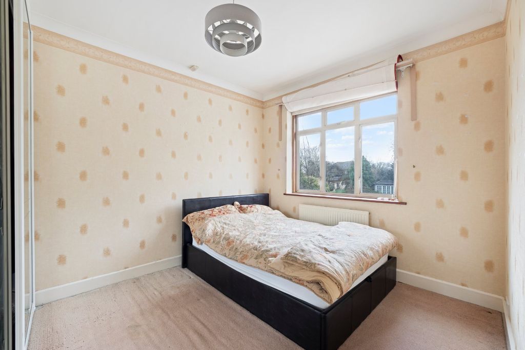 Additional image 12 of 6 bed semi-detached house for saleSalisbury Road, Carshalton SM5
