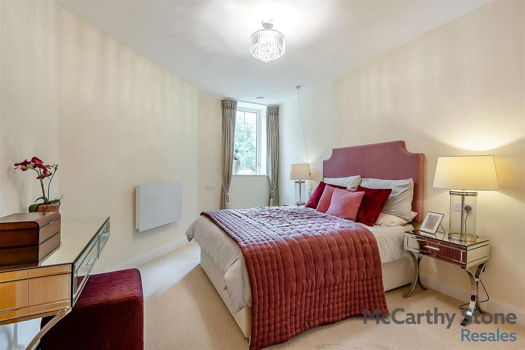 Additional image 18 of 1 bed flat for saleWatson Place, Trinity Road, Chipping Norton, Oxfordshire OX7