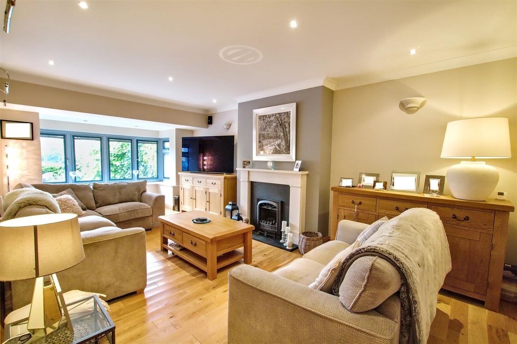 Additional image 8 of 4 bed detached bungalow for saleGwbert Road, Cardigan SA43