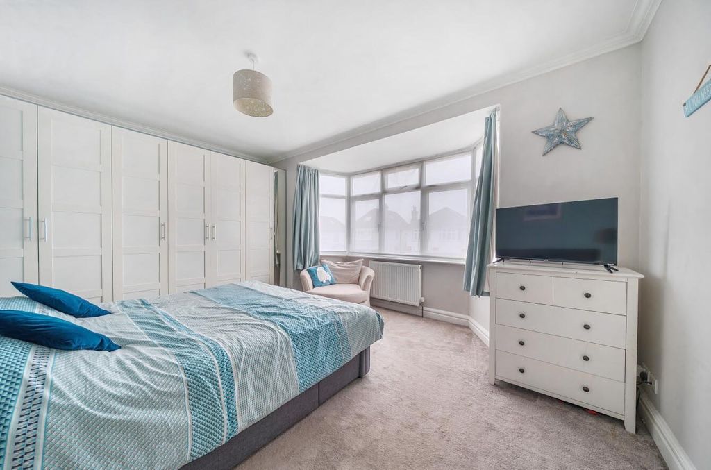 Additional image 7 of 4 bed detached house for saleManor Road, Christchurch BH23