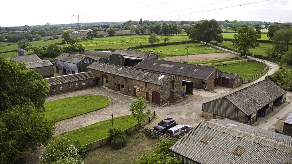 Additional image 17 of 7 bed equestrian for saleBackford, Chester CH2
