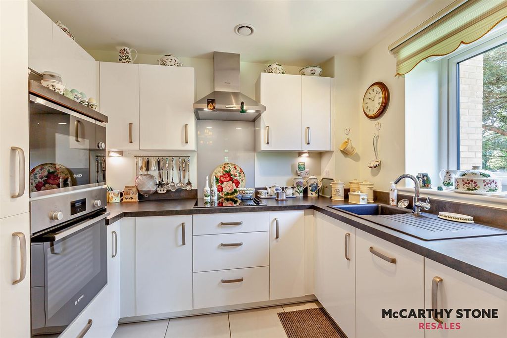 Additional image 13 of 2 bed flat for saleMiami House, Princes Road, Chelmsford CM2
