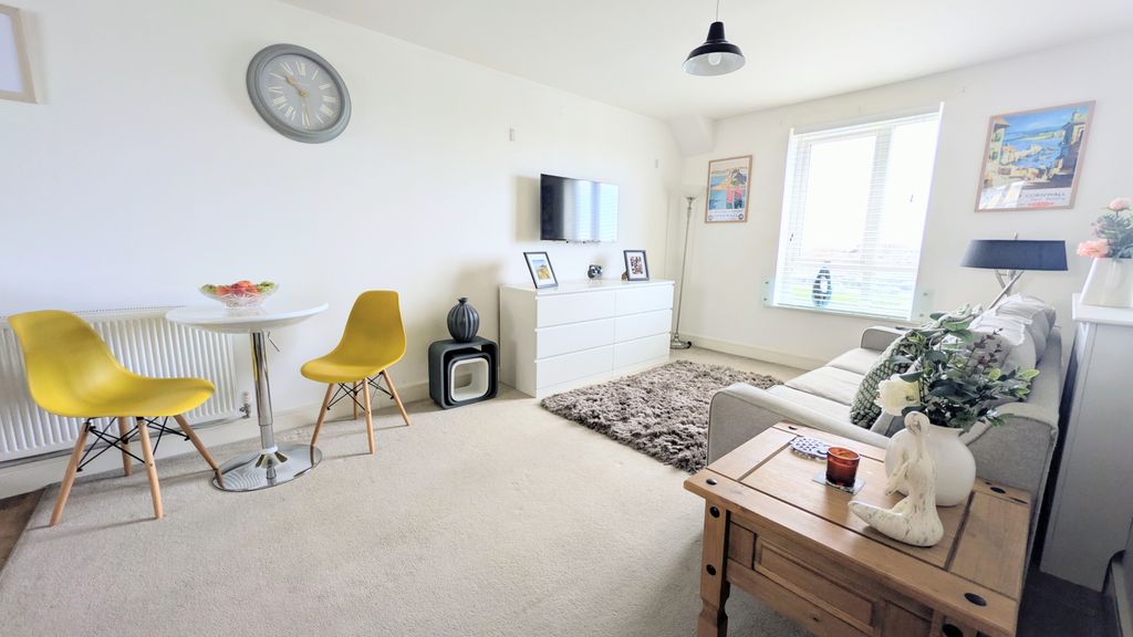 Additional image 3 of 1 bed flat for saleVyvyan House, Kerrier Way, Camborne, Cornwall TR14