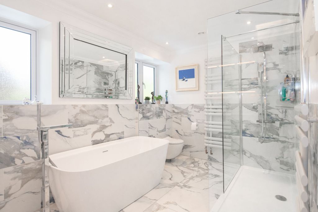 Additional image 12 of 5 bed detached house for saleRobin Hill Drive, Camberley GU15
