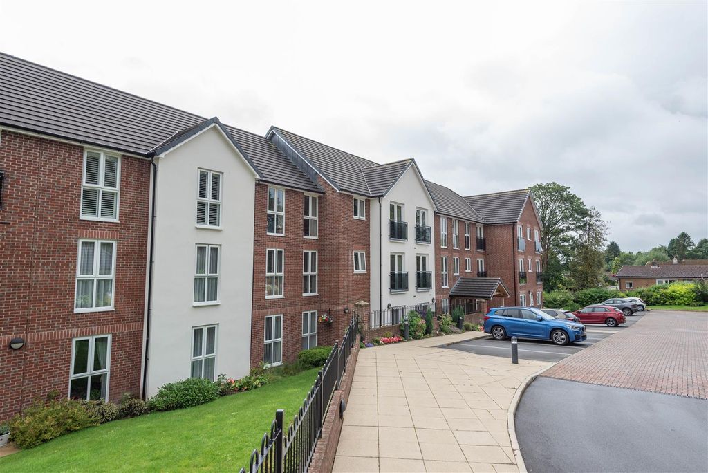 Additional image 11 of 1 bed flat for salePreston Road, Clayton-Le-Woods, Chorley PR6