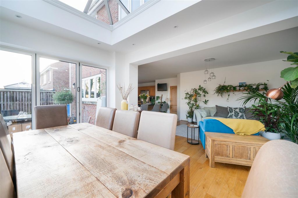 Additional image 15 of 4 bed detached house for saleNetherleigh Road, Ashgate, Chesterfield S40