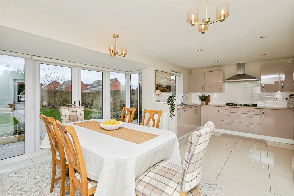 Additional image 6 of 4 bed detached house for saleRook Drive, Burton-On-Trent DE13