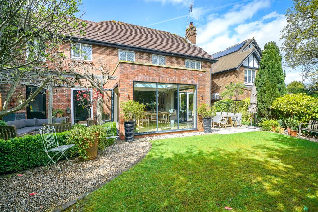 Additional image 14 of 5 bed detached house for saleChiltern Close, Bushey, Hertfordshire WD23