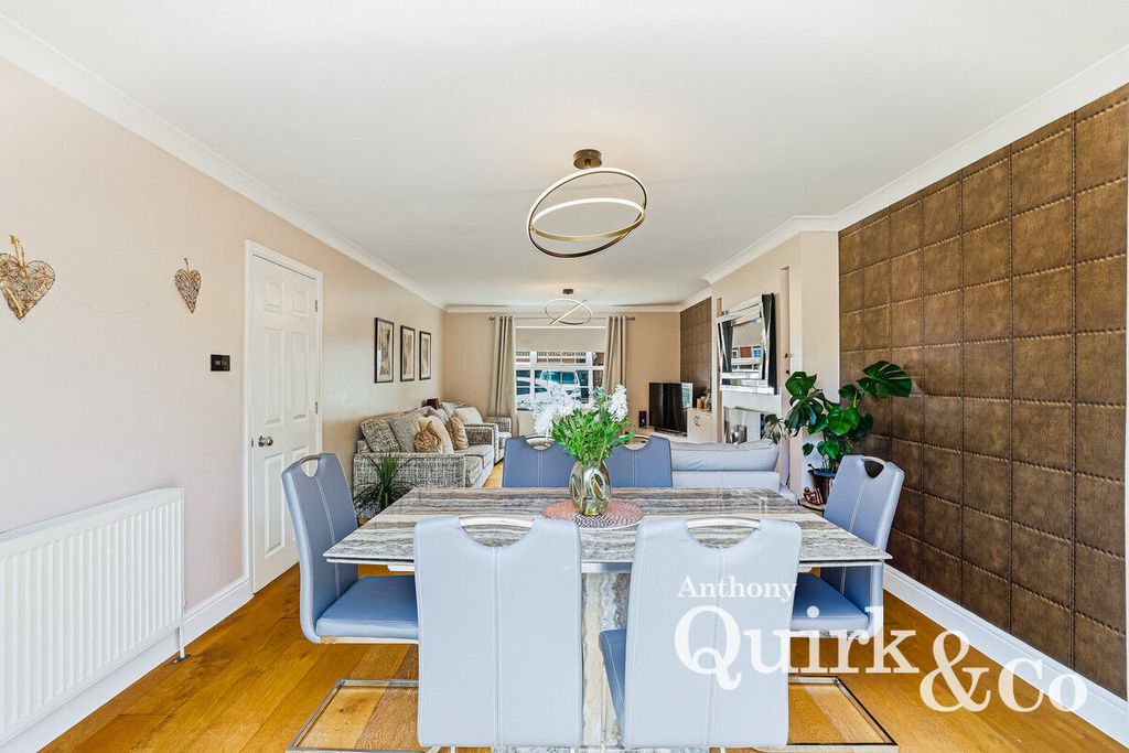 Additional image 17 of 4 bed detached house for saleSilver Point Marine, Canvey Island SS8