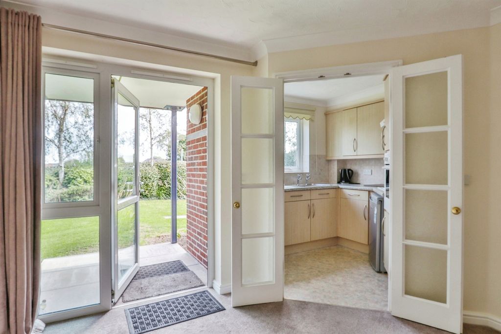 Additional image 6 of 1 bed flat for saleStour Road, Christchurch BH23