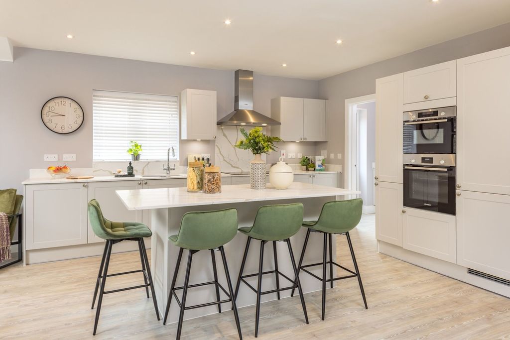 Additional image 4 of 5 bed detached house for saleBanbury Road, Chipping Norton OX7