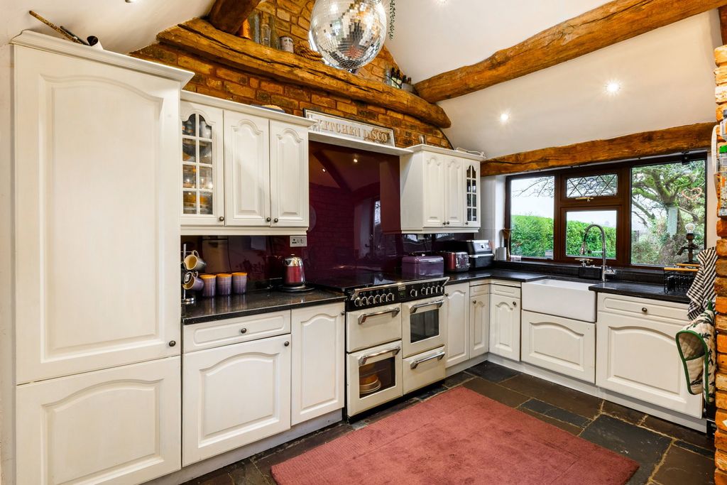 Additional image 10 of 3 bed detached house for saleFarmhouse Cottage, Norton Lane, Burntwood WS7