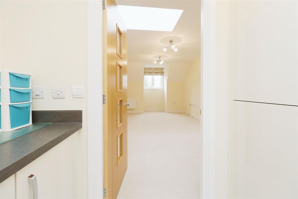 Additional image 6 of 1 bed flat for saleSummerfield Place, 117 Wenlock Road, Shrewsbury SY2
