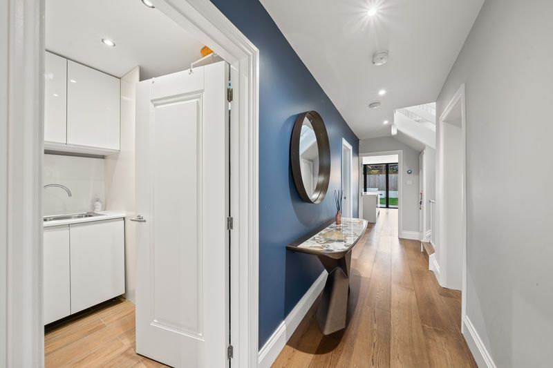 Additional image 13 of 4 bed link detached house for salePrinces Avenue, Carshalton Beeches SM5