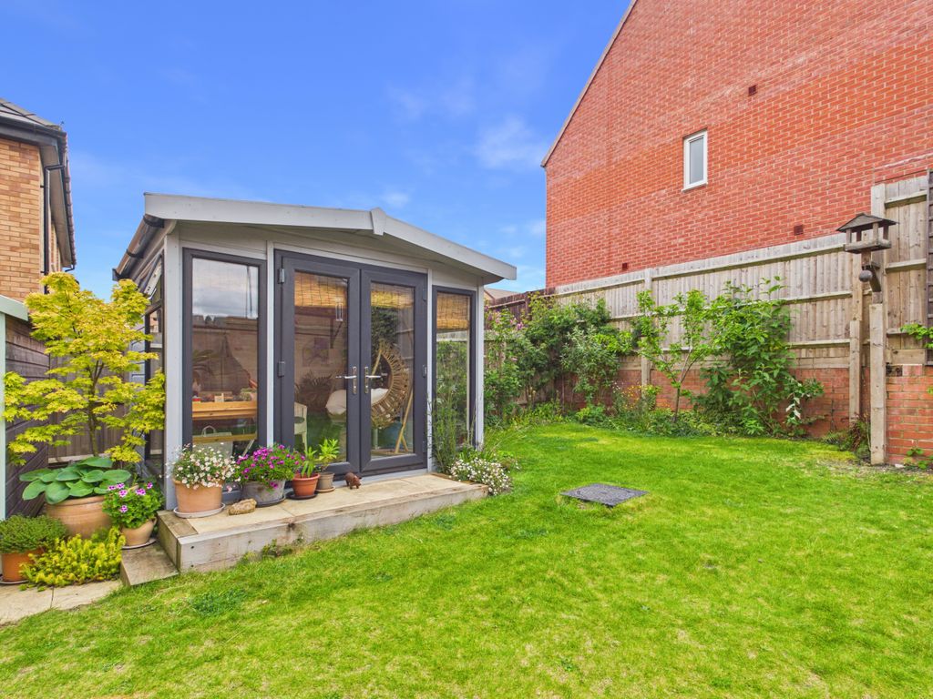 Additional image 18 of 3 bed detached house for saleAdmiral Way, Chinnor, Oxfordshire OX39