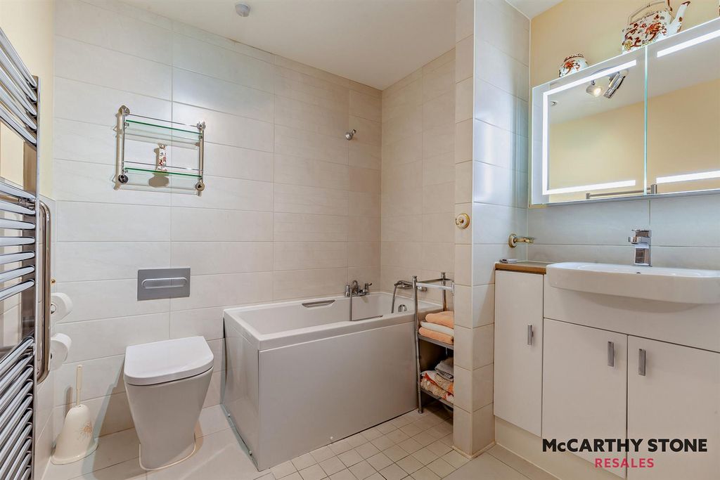 Additional image 8 of 2 bed flat for saleMiami House, Princes Road, Chelmsford CM2