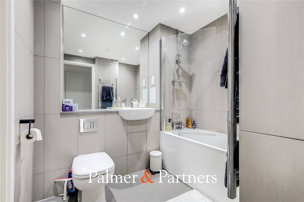 Additional image 19 of 2 bed maisonette for saleBurgess Springs, Chelmsford, Essex CM1