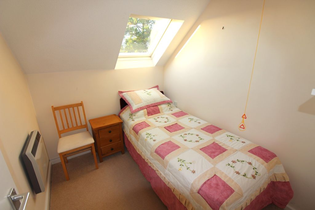 Additional image 10 of 2 bed flat for saleWest Street, Chipping Norton OX7
