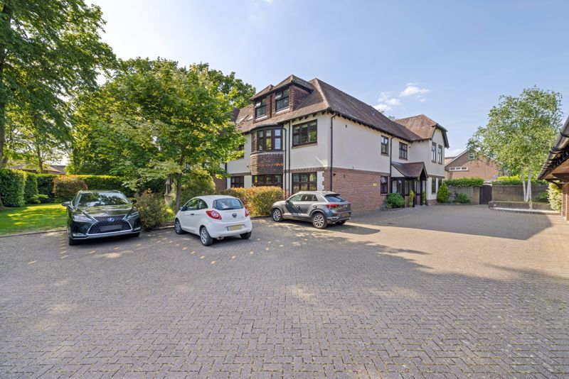 Additional image 17 of 2 bed flat for saleThe Avenue, Summersdale, Chichester PO19