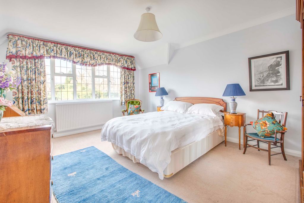 Additional image 15 of 7 bed detached house for saleBurtons Way, Chalfont St Giles HP8