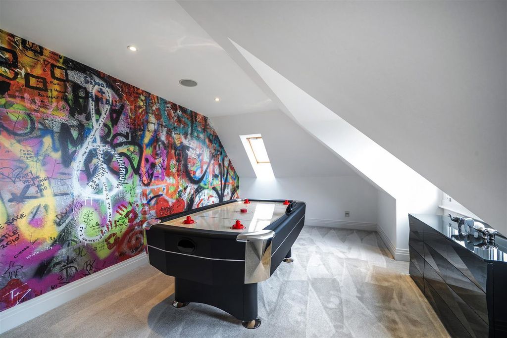 Additional image 30 of 5 bed detached house for saleProwse Avenue, Bushey Heath, Bushey WD23