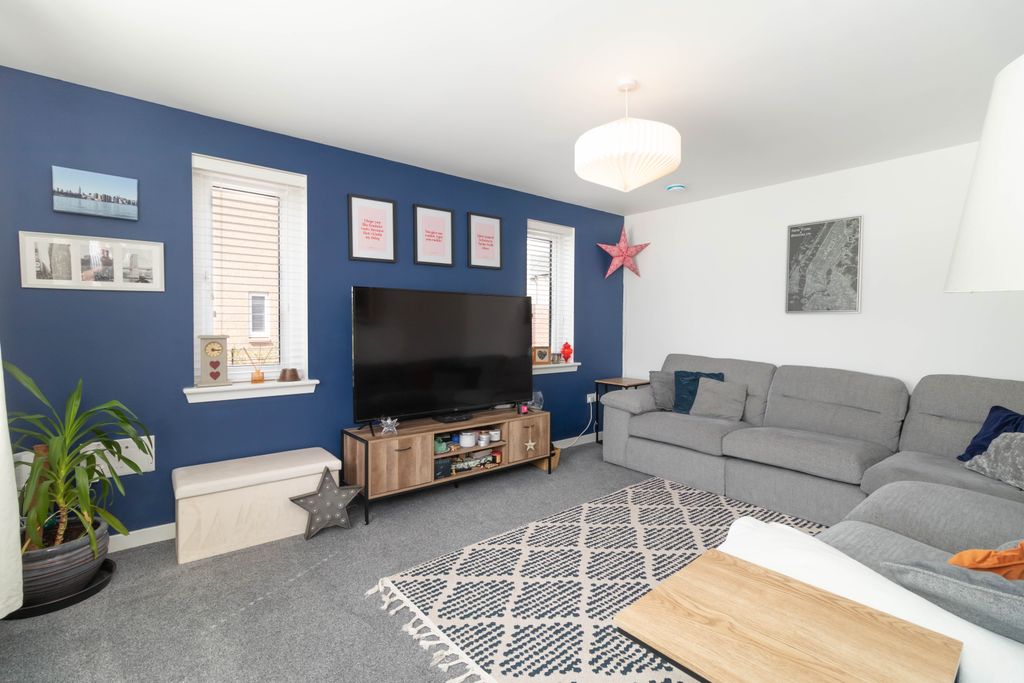 Additional image 2 of 4 bed detached house for saleOswald Street, Carnoustie DD7