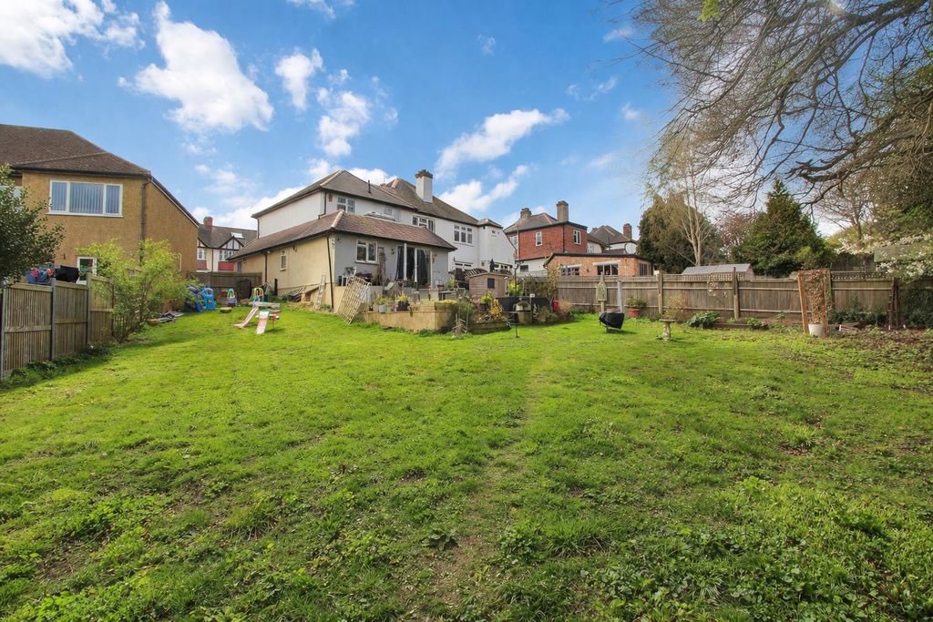Additional image 21 of 5 bed semi-detached house for saleNorthwood Road, Carshalton SM5