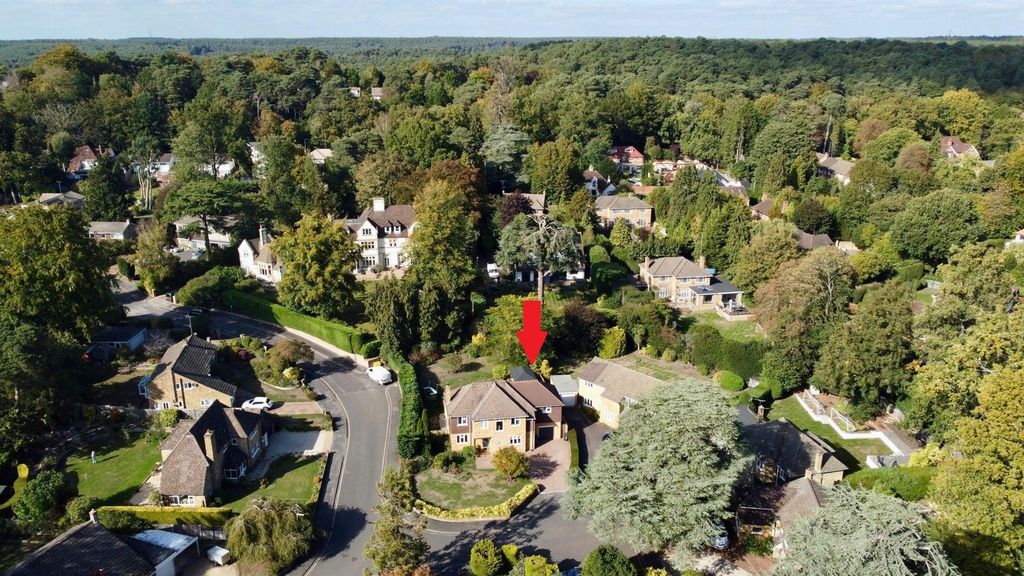 Additional image 3 of 5 bed detached house for saleClarewood Drive, Camberley, Surrey GU15